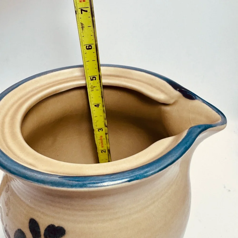 Pfaltzgraff Yorktowne Stoneware Pitcher 48 oz Blue Bird Floral Tan‎ 550 Vintage